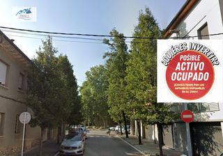 Edifici  Calle ter. Venta de 10 pisos  31 garajes en manlleu barcelona