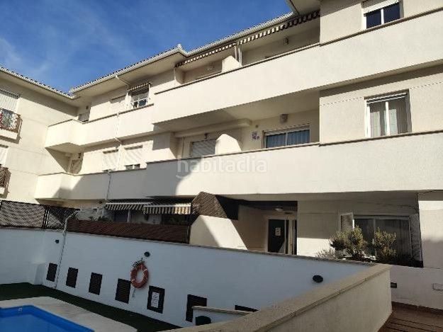 Foto d0d74d63-fdb7-4376-913f-ab5b274e34c0. Pis a Residencial Triana - Barrio Alto Gabias (Las)