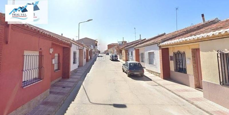 Foto 397f6a9a-2667-43a6-acea-1d0a554569e3. Casa a Mora