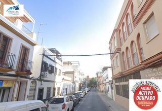 Etagenwohnung in El Cerro. Venta de piso en sevilla