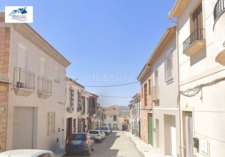 Foto b3e9d5b5-f30a-46f7-838f-82f3d87b6a2a. Casa a Corrales (Los)