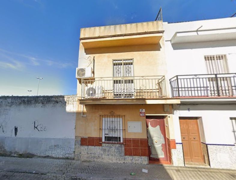 Foto a3f0d02f-71c4-4195-ae46-ed726725c63b. Casa a Torreblanca Sevilla