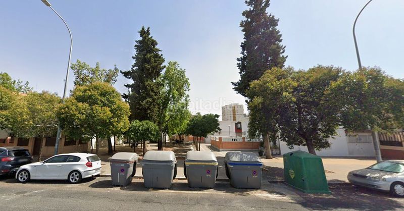 Foto 1b43089a-bb23-4dd4-83c7-1e6da87407a0. Casa a Juan XXIII - Rochelambert Sevilla