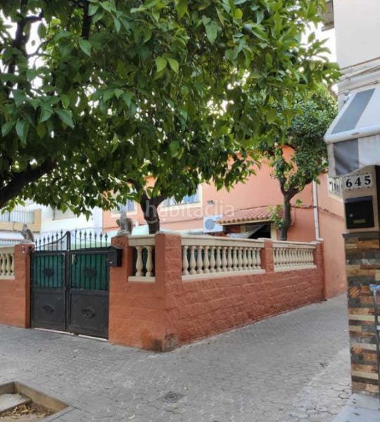 Foto 1f728051-25e5-423e-8935-54576045bbd5. Casa a Juan XXIII - Rochelambert Sevilla