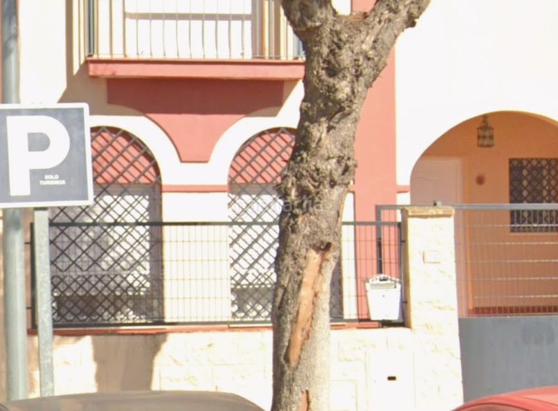 Foto a2c2d68b-7d64-4fff-8f21-7fb7fd713426. Casa en Benacazón