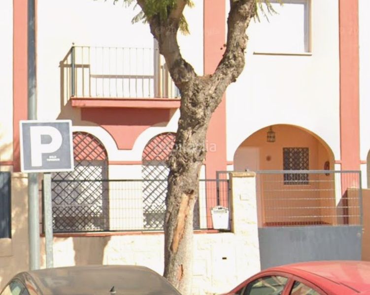 Foto e478450f-164d-40fb-b27a-d596f80eb0be. Casa en Benacazón