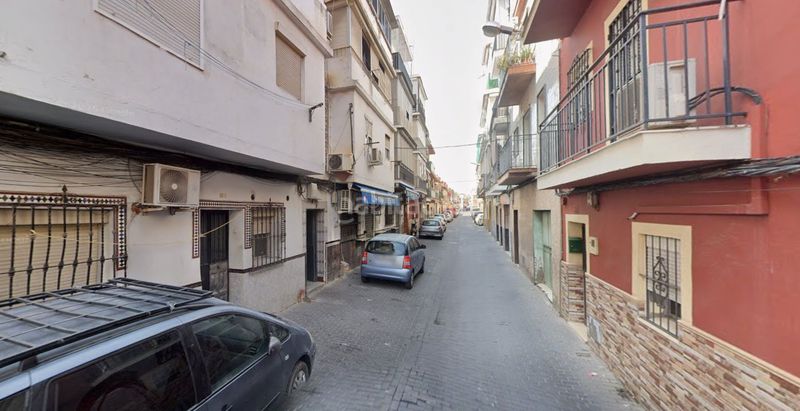 Foto e9b55e0e-1be8-484e-988f-55e109ba8368. Casa a La Plata Sevilla