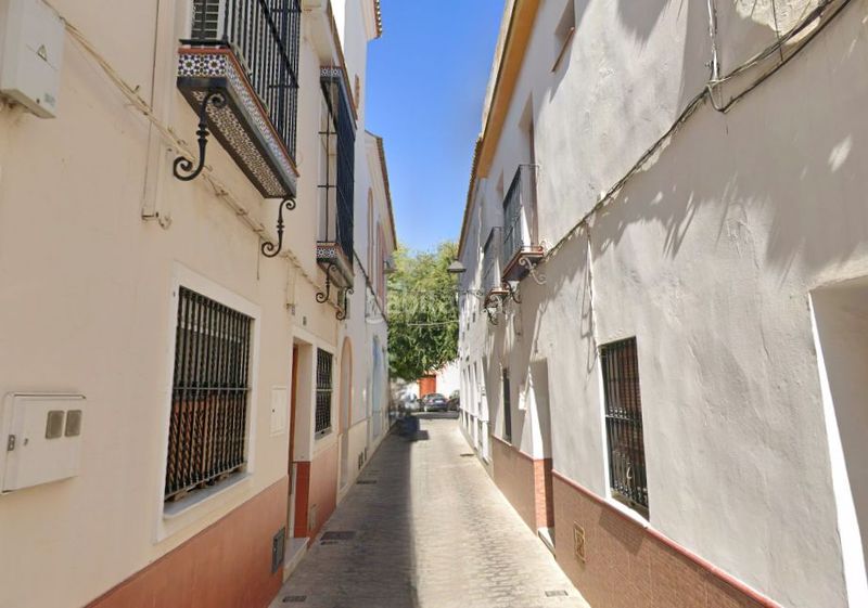 Foto f3801a11-2416-4813-b41a-1a3430415aee. Casa a Centro Utrera