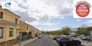 Maison  Rafael cansino vega. Venta de casa en tomares sevilla