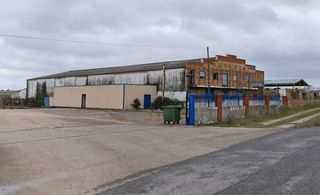 Capannone industriale  Extrarradio. Venta nave  terreno en miranda de azán salamanca
