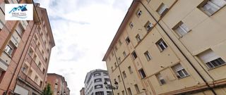 Pis  Calle mariscal solis. Venta de piso en oviedo.