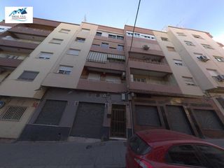 Flat  Calle marchales. Venta piso en almería
