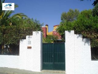 Casa  Calle clavel de anita. Venta casa en mairena del alcor sevilla