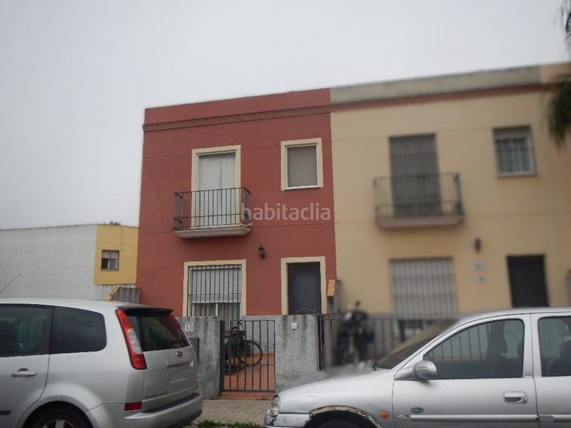Foto e100c28a-9d66-4475-b8f2-69c8eb2b1567. Casa a Algaba (La)