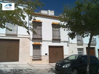 Haus  Calle de el saucejo. Venta casa en estepa