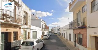 Haus  Garcia lorca. Venta de casa en la puebla del río sevilla