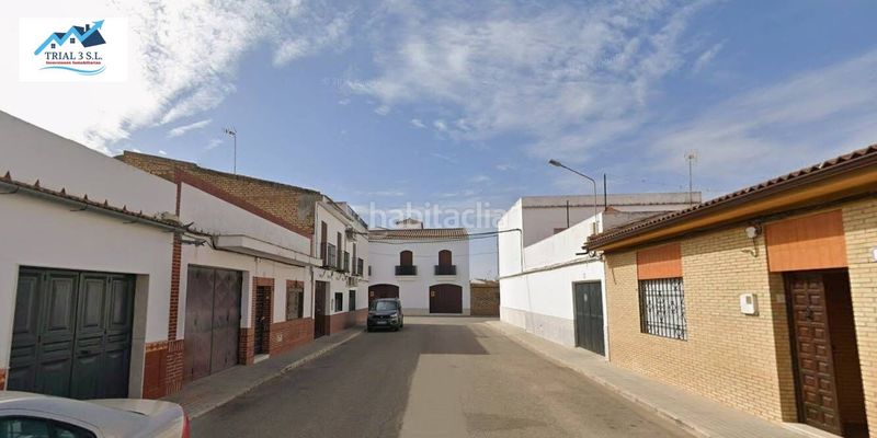 Foto b03482bd-9378-4e1d-b22c-d446107b6940. Casa amb aparcament a Luisiana (La)