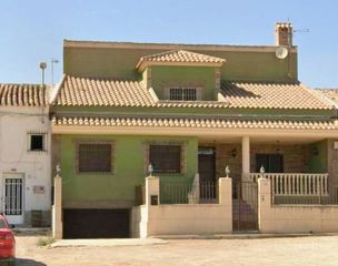 Casa a Calle Los Tuelas