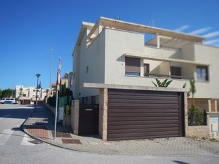 Casa a CARLOS LINNEO