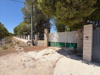Casa  Pre. hoya del raso polig