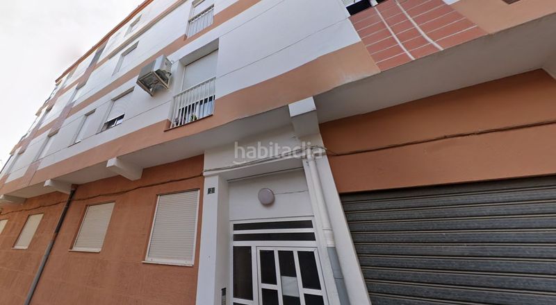 Foto d1d2a28d-3ebc-4b8b-aa15-b3ddaa7db66a. Pis a Llutxent