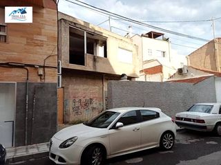 Nau industrial a Travesía de José Martínez González