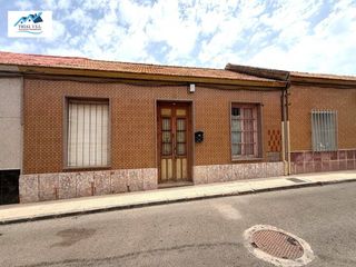 Casa a Calle OTON ROSIQUE - SAN ANTON