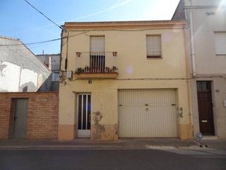 Haus  Pirineu. Venta de casa en vilanova de sagria  lleida