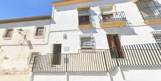 Casa  Cl. farfana baja