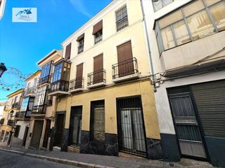 House  Calle cardenal heranz casado. Venta casa  comercio en baena córdoba