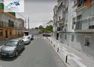 Appartement  Calle amantina cobos. Venta piso en san juan de aznalfarache  sevilla