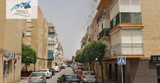 Pis  Calle virgen de los desamparado. Venta piso en dos hermanas sevilla