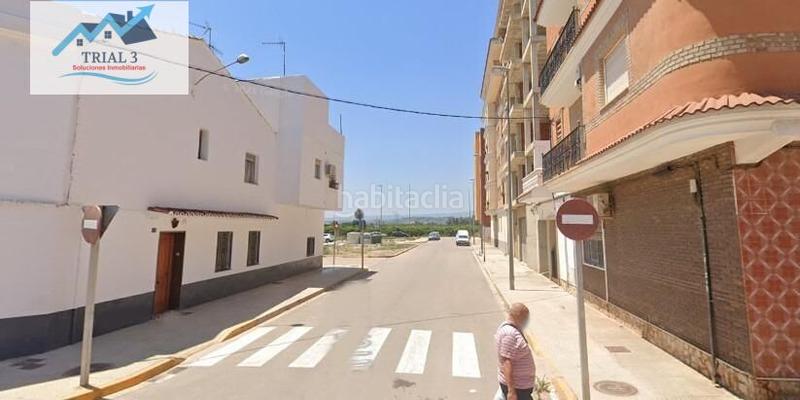 Foto e9d578c0-b601-4a6f-8000-8753fa1794fa. Aparcament cotxe a Carlet