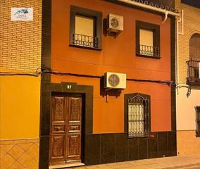 Casa  Calle ramon y cajal. Venta casa puente genil  córdoba
