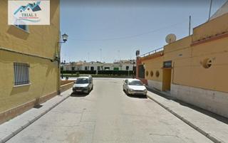 Casa adossada  Calle galaroza. Venta piso en lepe - huelva