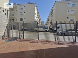 Piso  Calle julian bazan boceta. Venta piso en la algaba sevilla