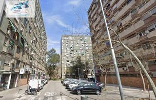 Etagenwohnung  Carrer bernat martorell. Venta piso en el besos i el maresme  barcelona