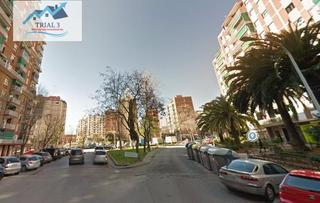 Parking coche  Calle australia. Venta garaje en badalona  barcelona