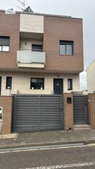 Casa  Carrer de la podadora. Venta casa en vilanova de i la geltrú barcelona