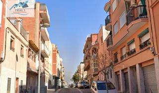 Pis  Calle sevilla. Venta piso en badalona barcelona