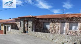 Xalet  Avenida san isidro. Venta chalet en san lorenzo de calatrava   ciudad real