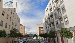 Piso  Calle tren changay. Venta piso en sevilla