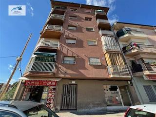Pis  Calle mossèn aulet. Venta piso en manlleu barcelona