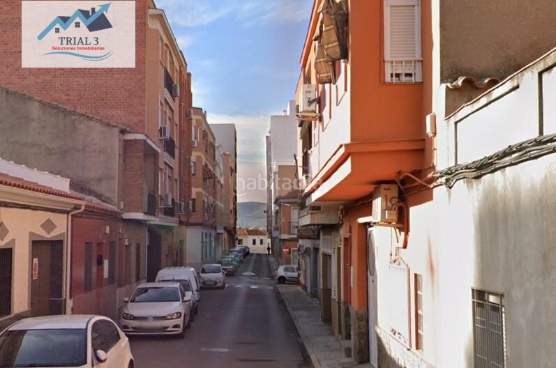 Foto 333df2fc-b542-4906-bf64-2349057d9cb6. Casa a Centro Puertollano