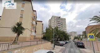 Pis  Calle bullaque. Venta piso en málaga
