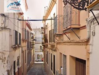 Pis  Calle mariana de pineda. Venta casa en marchena  sevilla