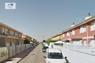 Casa adossada a Medina de Rioseco. Venta casa en medina de rioseco  valladolid