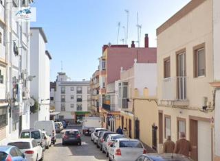 Appartement  Calle mariana de arteaga. Venta piso en san fernando  cádiz