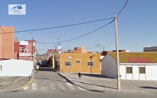 Nau industrial a Centro-San Felipe-Huerta Fava. Venta nave industrial en la línea de la concepción  cádiz