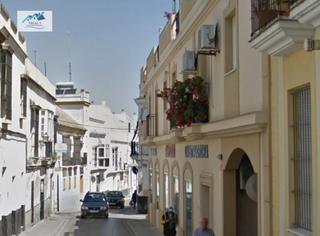 Pis  Calle sebastian elcano. Venta piso en sanlúcar de barrameda  cádiz